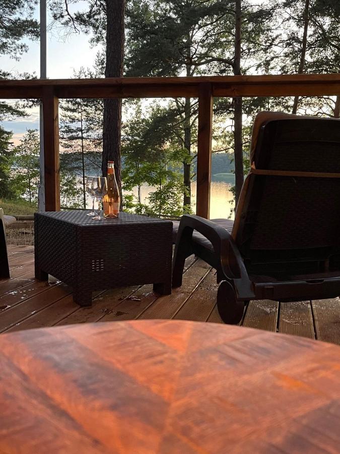 Sloneczny Nr 2 I 15 - Nad Samym Jeziorem W Pierwszej Linii Ferienhaus Borsk