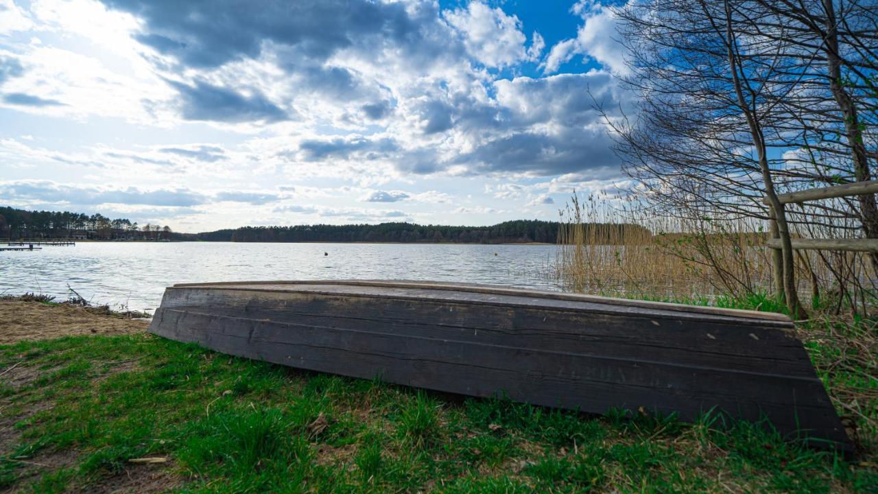 Sloneczny Nr 2 I 15 - Nad Samym Jeziorem W Pierwszej Linii Ferienhaus *